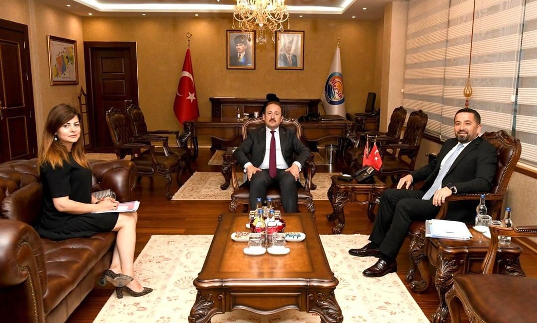 Mersin Teknopark, Mersin Valisi, Mersin Teknopark Yönetim Kurulu Başkanı Ali Hamza Pehlivan'ı makamında ziyaret etti.