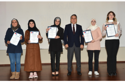 Mersin Teknopark Hobes Projesi Kapsamında Sertifika Törenine Katıldı