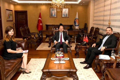 Mersin Teknopark, Mersin Valisi, Mersin Teknopark Yönetim Kurulu Başkanı Ali Hamza Pehlivan’ı makamında ziyaret etti.