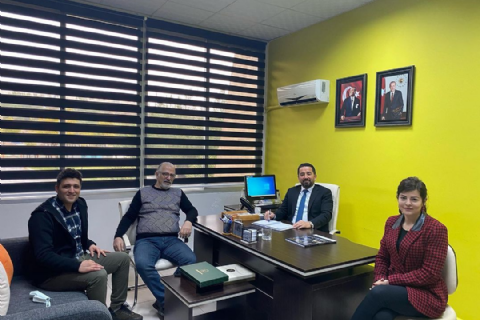 Mersin Teknopark’ta Ar-Ge faaliyetlerini sürdüren GRL Bilişim Kurucu ortakları Şevket Göral ve Metin Özşahin, Mersin Teknopark Genel Müdürü İhsan Gültekin’i ziyaret etti.