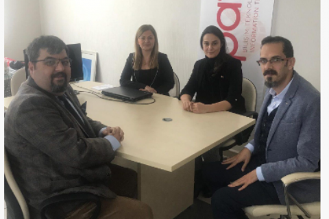 T.C Cumhurbaşkanlığı İnsan Kaynakları Ofisi Proje Müdürü Neşe Gülmez, Mersin Teknopark ve firmaları ile bir araya geldi.