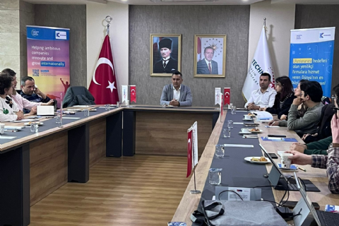 “E-İhracat ve E-Ticaret Yönetimi Eğitimi” gerçekleştirildi.